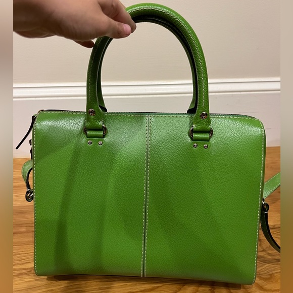 Cute green kate spade purse 💚 - Picture 5 of 5